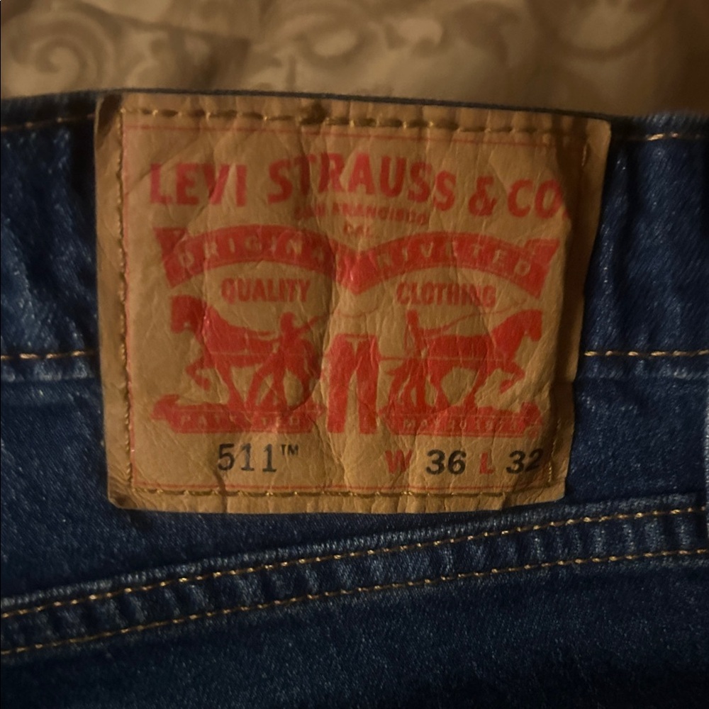 Men's Levi’s Slim Fit Blue Jeans Size 36/32 - Picture 3 of 3